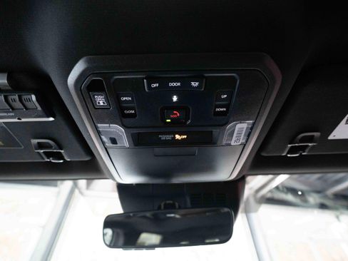 Used 2024 Toyota Tacoma TRD Sport w/ TRD Sport Upgrade Package image 18