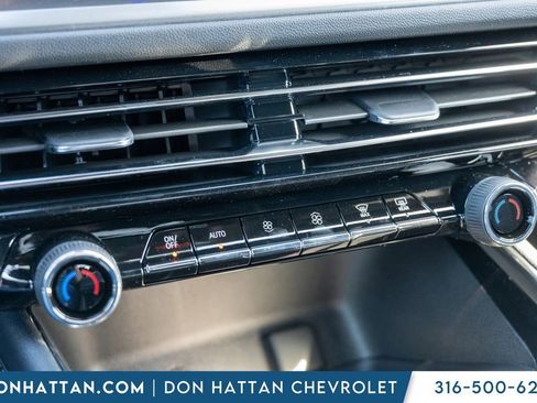 New 2026 Chevrolet Traverse LT image 11