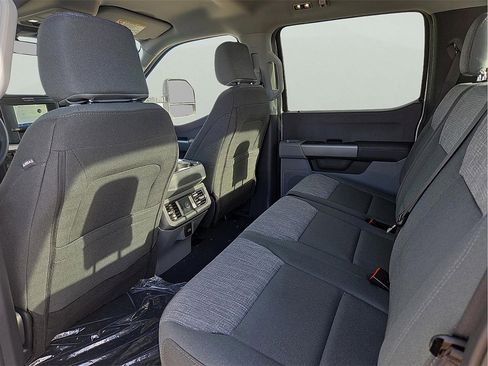 New 2026 Ford F250 XLT w/ FX4 Off-Road Package image 9