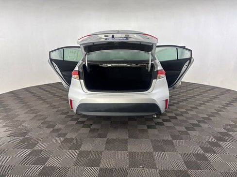 Used 2024 Toyota Corolla LE image 20