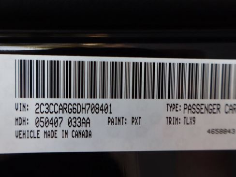 Used 2013 Chrysler 300 AWD w/ Driver Convenience Group image 45