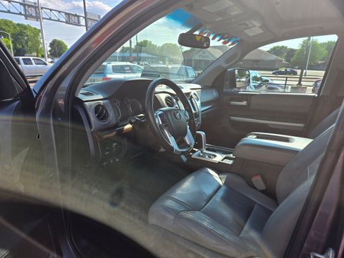 Used 2016 Toyota Tundra Limited w/ Limited Premium Package image 8