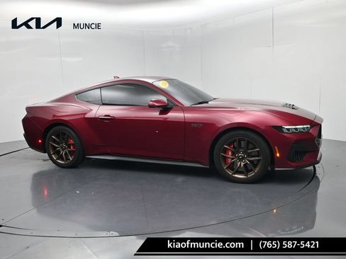 Used 2025 Ford Mustang GT Premium RWD image 1