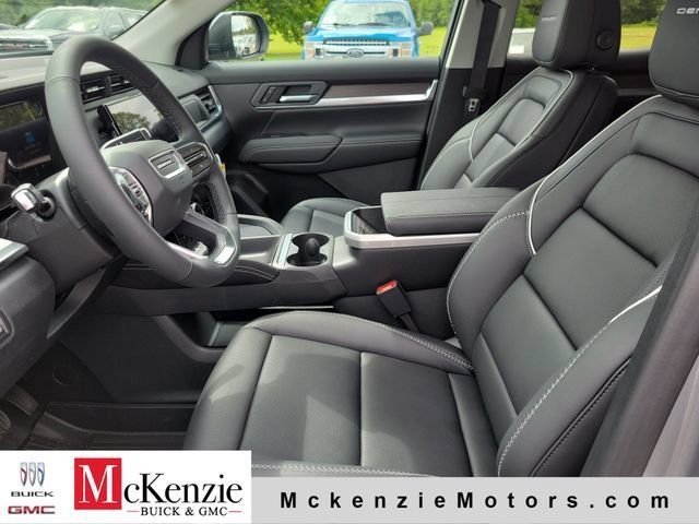 New 2027 GMC Terrain Denali w/ LPO, Black Badging Package AWD/4WD image 5