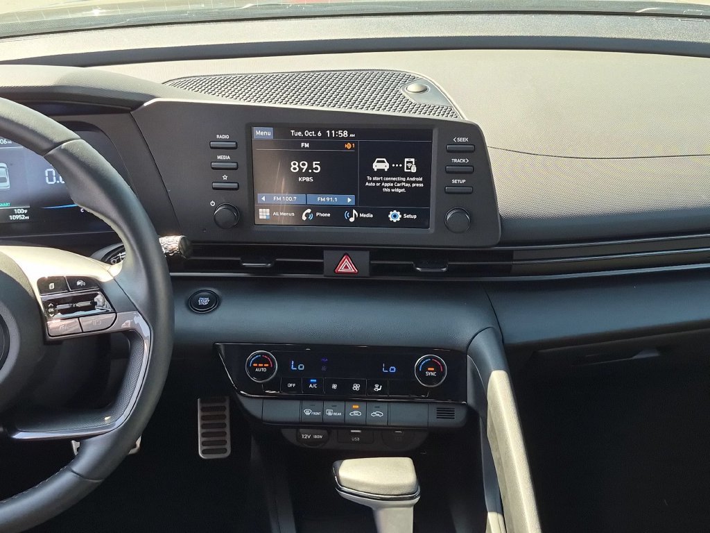 Used 2026 Hyundai Elantra Sport FWD image 19