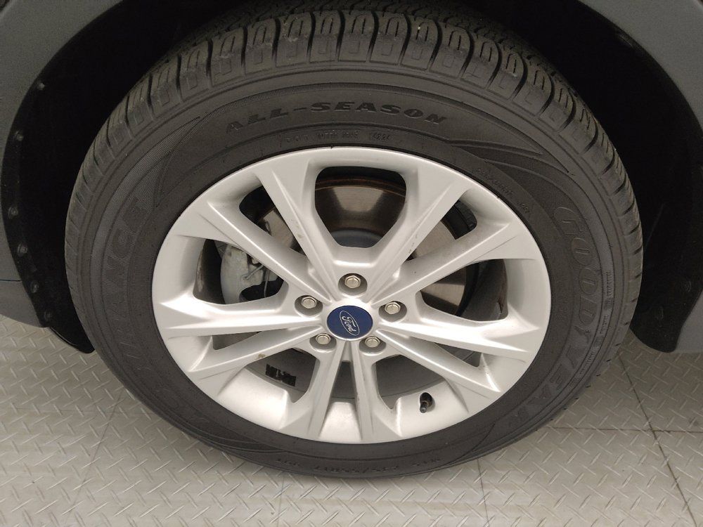 Used 2019 Ford Escape SE FWD image 31