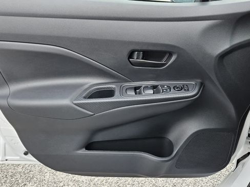 Used 2025 Nissan Versa S w/ Trunk Package image 16