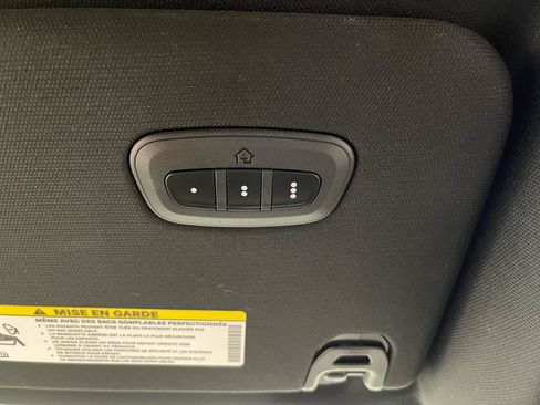 Used 2019 RAM 1500 Laramie w/ Sport Appearance Package AWD/4WD image 22