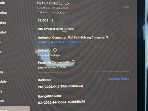 Used 2022 Tesla Model 3 Long Range image 52