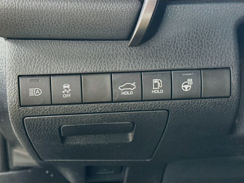 Used 2022 Toyota Camry XLE AWD/4WD image 13