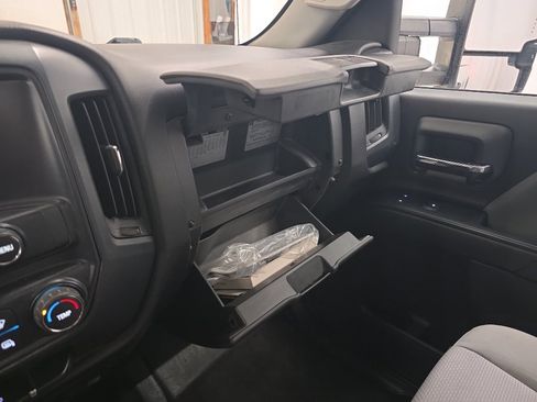 Used 2016 Chevrolet Silverado 2500 W/T w/ WT Convenience Package image 19
