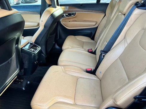 Used 2017 Volvo XC90 T6 Inscription w/ Vision Package AWD/4WD image 12