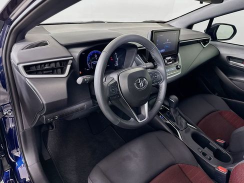 Certified 2026 Toyota Corolla SE FWD image 9