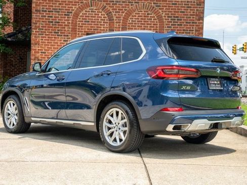 Used 2023 BMW X5 xDrive40i w/ Premium Package AWD/4WD image 7