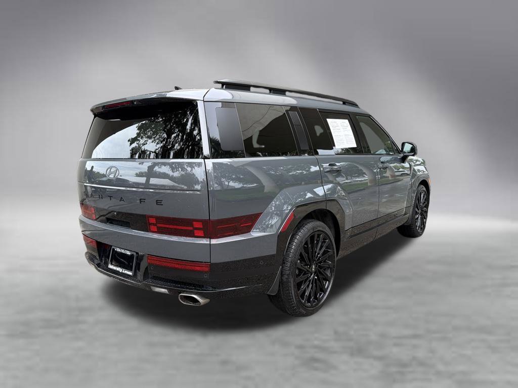 Used 2024 Hyundai Santa Fe Calligraphy FWD image 3