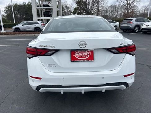 Used 2024 Nissan Sentra SV image 6