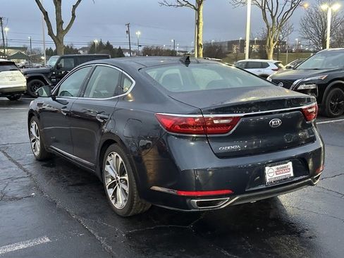 Used 2019 Kia Cadenza Technology image 6