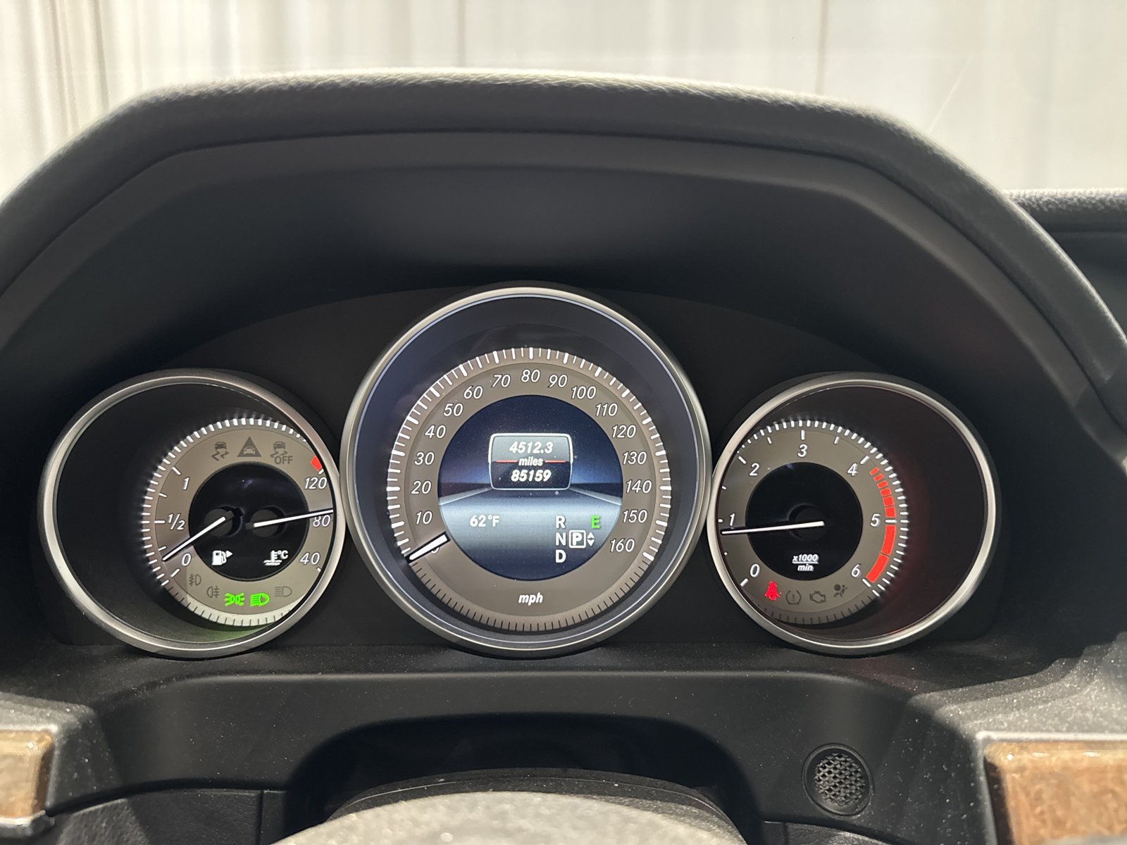 Used 2014 Mercedes-Benz E 250 BlueTEC Sedan image 18