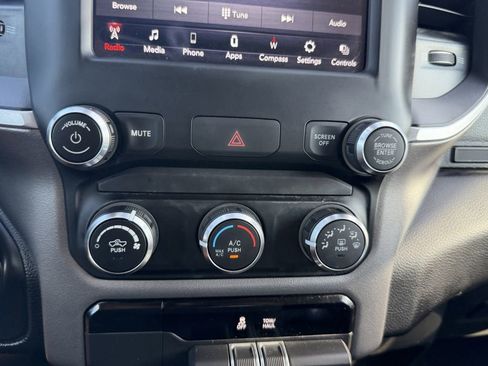 Used 2020 RAM 1500 Big Horn RWD image 24
