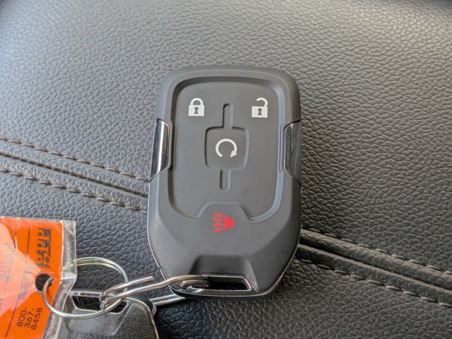 Used 2024 GMC Terrain SLE w/ Driver Convenience Package FWD image 32