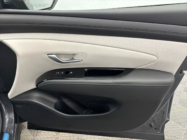 New 2026 Hyundai Tucson Limited FWD image 16