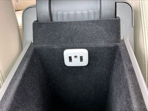 Used 2017 Cadillac XT5 Premium Luxury image 26