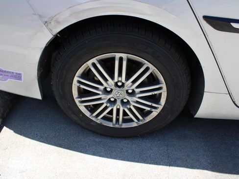 Used 2020 Toyota Prius Prime XLE FWD image 11