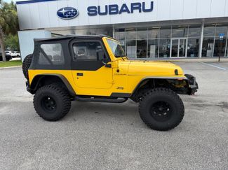 Used 2000 Jeep Wrangler SE AWD/4WD video 2