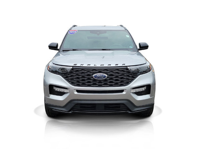 Certified 2024 Ford Explorer ST-Line w/ Class IV Trailer Tow Package AWD/4WD image 2