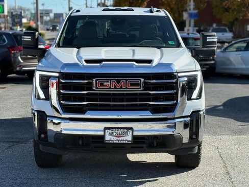 Used 2024 GMC Sierra 2500 SLE w/ SLE Value Package; image 37