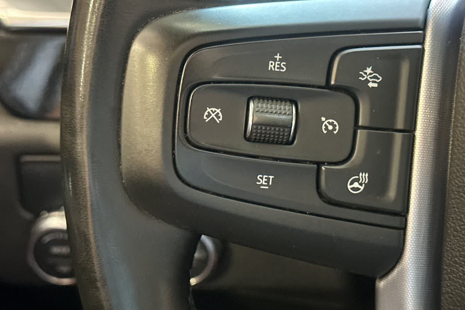 Used 2025 GMC Sierra 1500 SLT RWD image 29