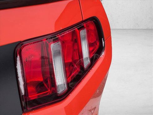 Used 2012 Ford Mustang Boss 302 w/ Boss 302 Accessory Pkg image 10