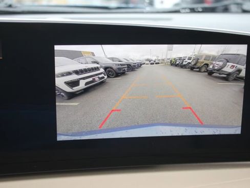 Used 2024 Cadillac XT4 Premium Luxury w/ Cold Weather Package AWD/4WD image 7