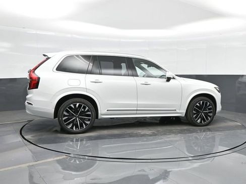 New 2026 Volvo XC90 T8 Plus w/ Protection Package Premier image 4