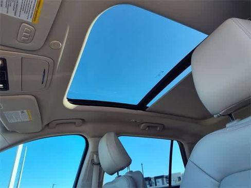 Used 2024 Lincoln Aviator AWD w/ Premium Package image 17