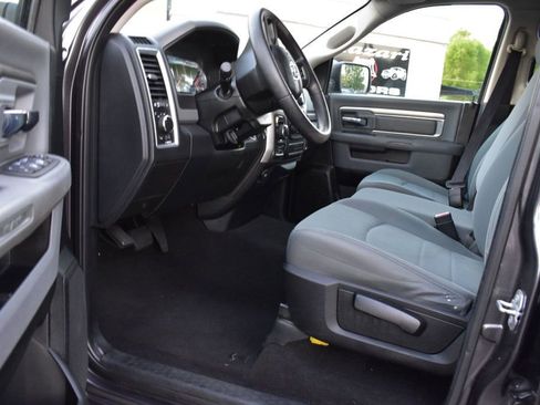 Used 2017 RAM 1500 Classic SLT image 15