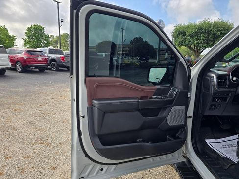 Used 2023 Ford F150 Lariat image 15