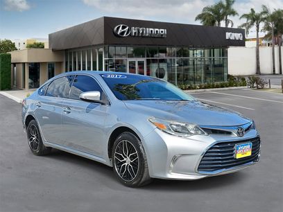 Used 2017 Toyota Avalon XLE