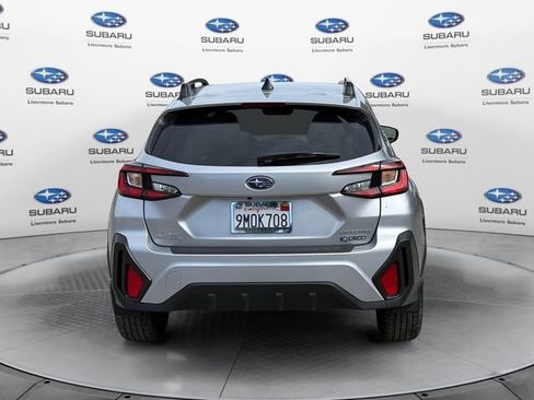 Used 2024 Subaru Crosstrek 2.0i Premium AWD/4WD image 5