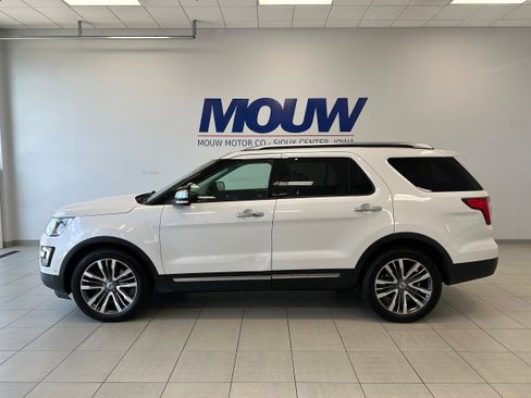 Used 2016 Ford Explorer Platinum AWD/4WD image 1