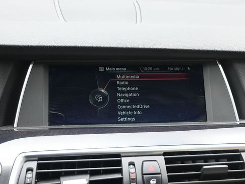 Used 2013 BMW 535i Gran Turismo xDrive image 12