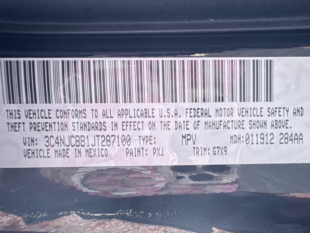 Used 2018 Jeep Compass Latitude FWD image 16