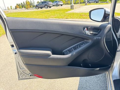 Used 2015 Kia Forte EX w/ EX Premium Package FWD image 20