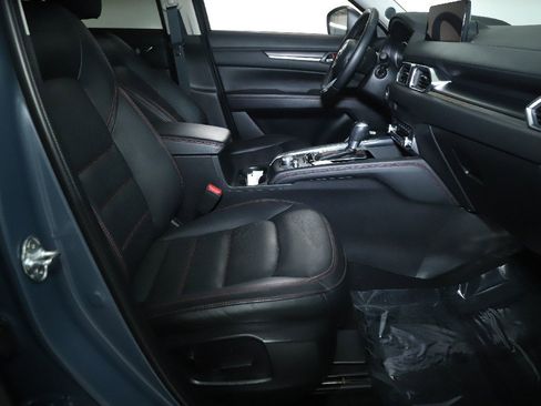Certified 2024 MAZDA CX-5 Carbon Edition image 34