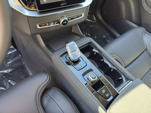 New 2026 Volvo XC90 B6 Ultra image 23