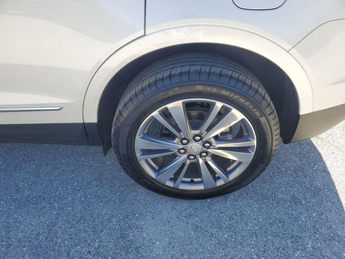 Used 2025 Cadillac XT5 Premium Luxury image 19