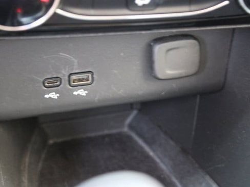 Used 2024 Buick Encore GX Sport Touring image 24