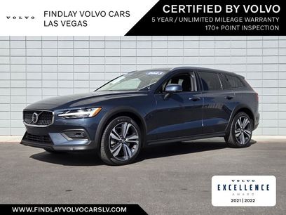 Certified 2023 Volvo V60 B5 Cross Country Plus w/ Climate Package