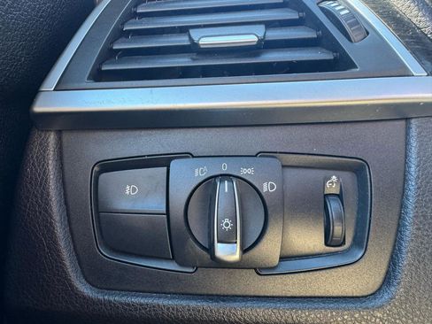 Used 2017 BMW 330i xDrive Sedan image 10