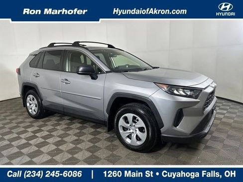 Used 2019 Toyota RAV4 LE image 1